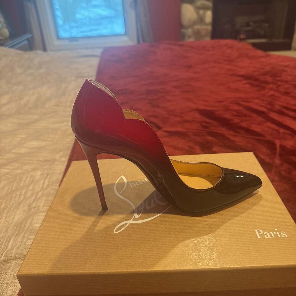 Christian Louboutin Hot Chick 100 Degrade Patent Leather Pumps